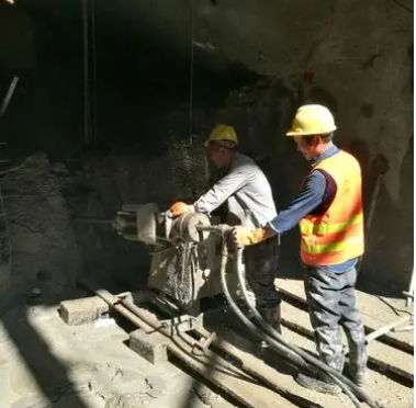 白水水下抗分散灌浆料特点 水下不分散注浆料介绍