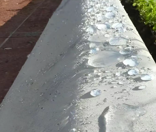 白水硅烷浸渍涂料在混凝土保护中的应用