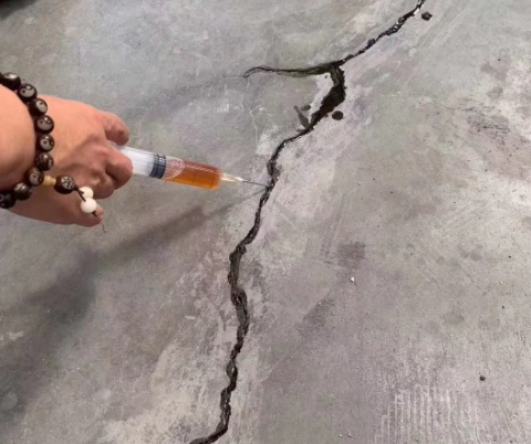 白水混凝土裂缝修补技术详解​